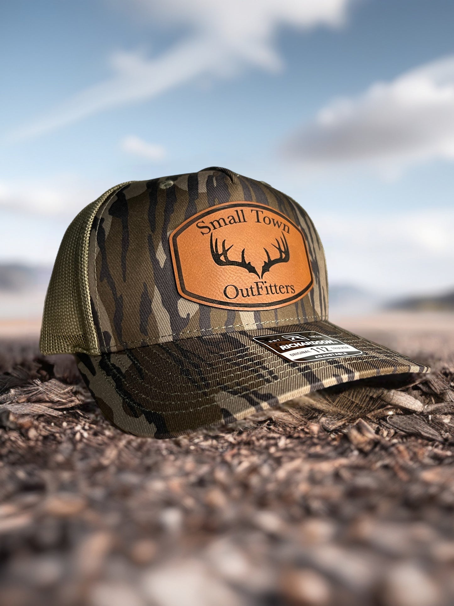 Richardson 112 Bottomland (Smalltown Deer Logo)